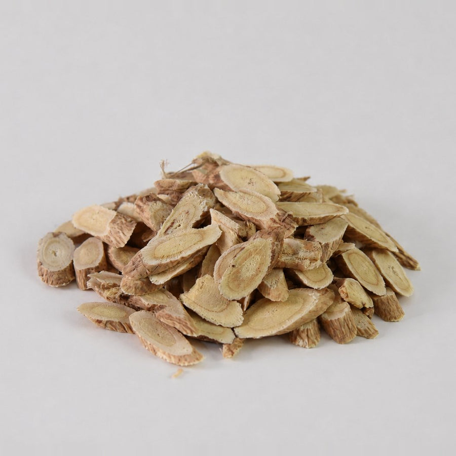Astragalus root slices