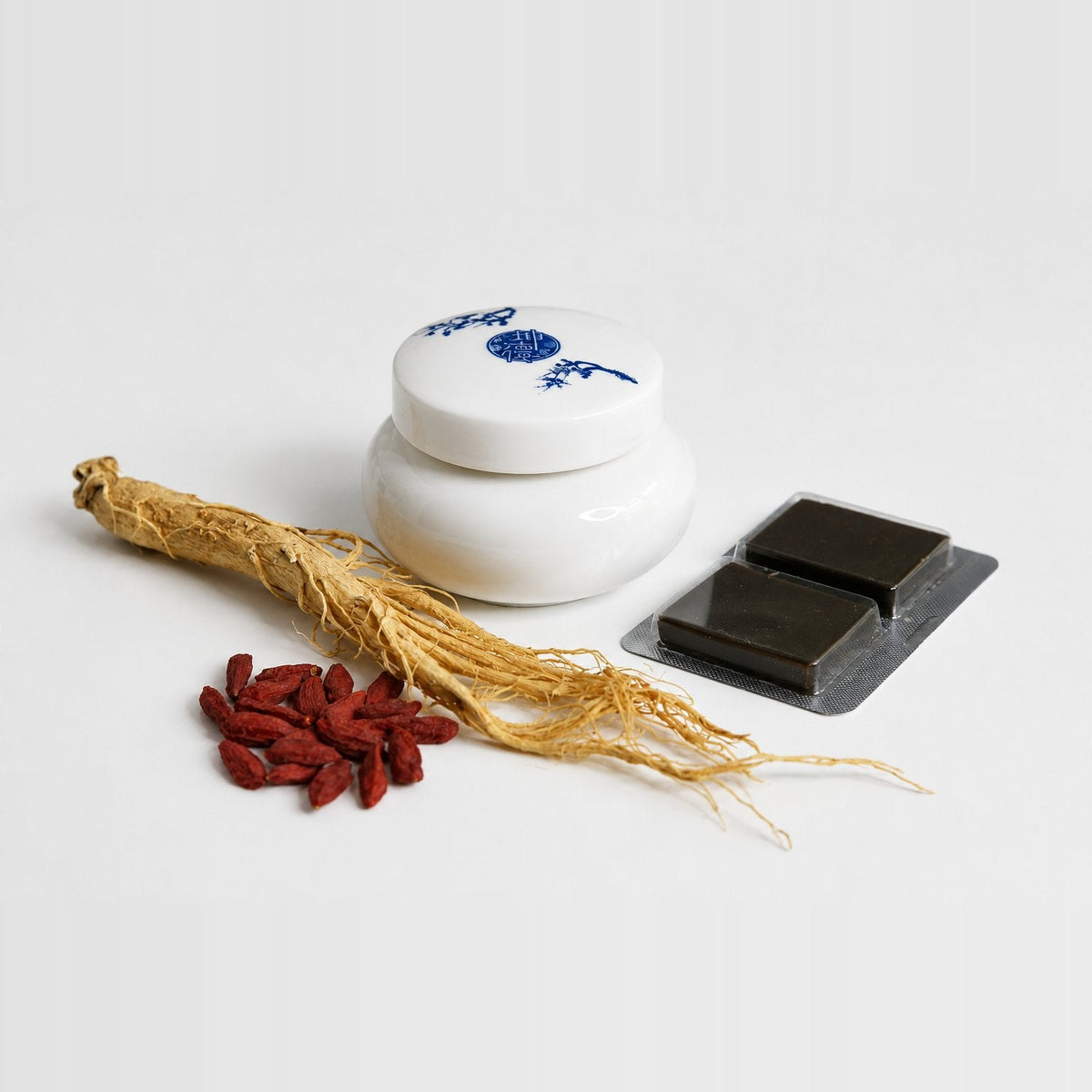 
Gui Lu Er Xian Gao Plus (Tortoise Shell & Deer Antler Paste)
